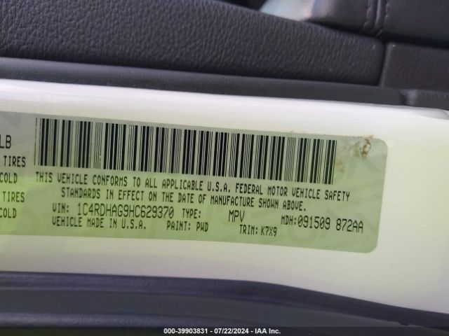 1C4RDHAG9HC629370 Dodge Durango Sxt Rwd
