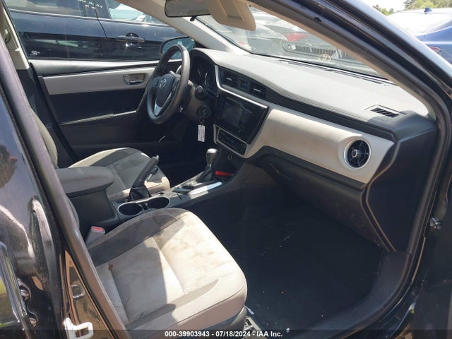 Toyota COROLLA LE 2018 2T1BURHE6JC012436 Image 5