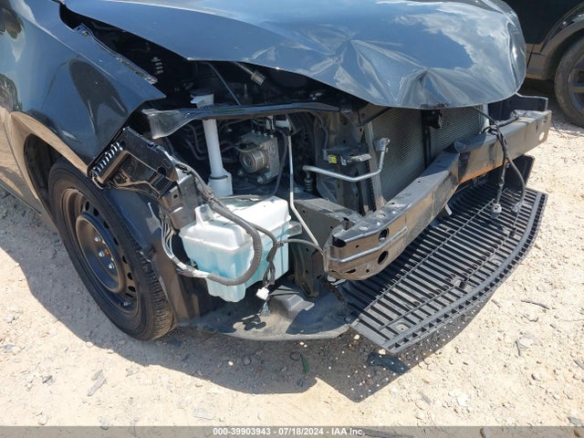 Toyota COROLLA LE 2018 2T1BURHE6JC012436 Image 6