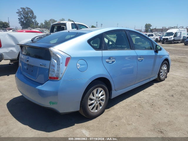 JTDKN3DP6F3067633 Toyota PRIUS PLUG-IN