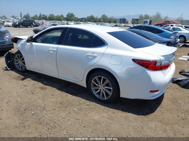 Lexus ES 300H 2017 JTHBW1GGXH2134965 Image 3