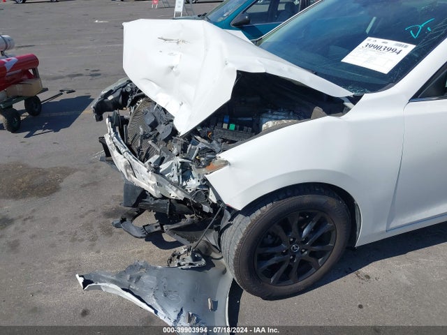 JM1BM1W77E1155220 Mazda Mazda3 I Grand Touring