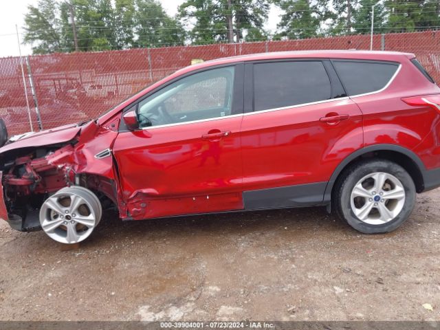 1FMCU0G71FUB05700 Ford ESCAPE SE