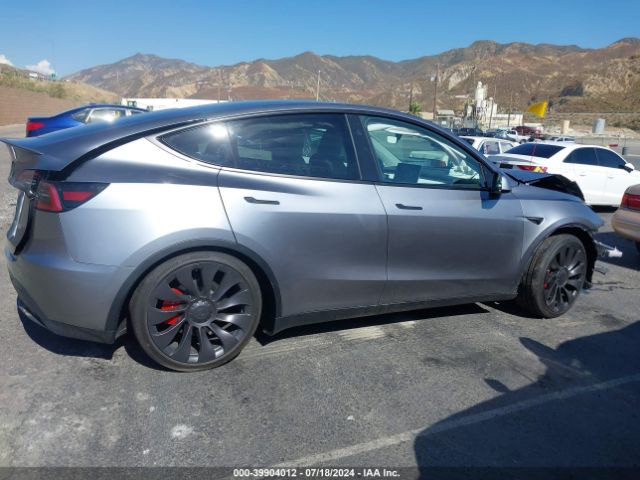 7SAYGDEF3RA302335 Tesla Model Y Performance Dual Motor All-wheel Drive