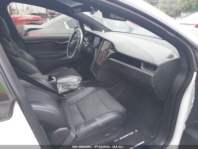 5YJXCBE25JF138311 Tesla Model X 100d/75d/p100d