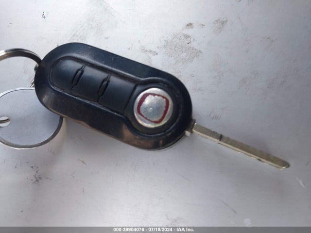 2012 FIAT 500 3C3CFFAR6CT380856 Photo 10