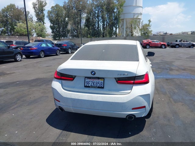 3MW69FF08P8D29892 BMW 330I
