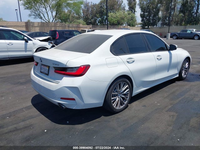 3MW69FF08P8D29892 BMW 330I