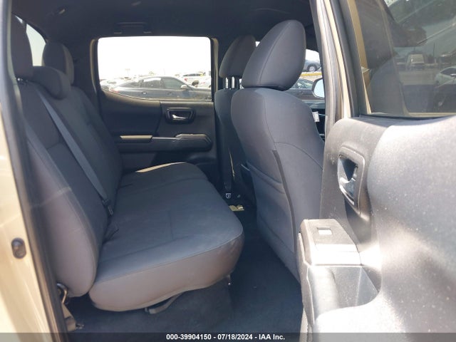 5TFCZ5ANXJX165413 Toyota Tacoma Dbl Cab/sr/trdspt/or/pro