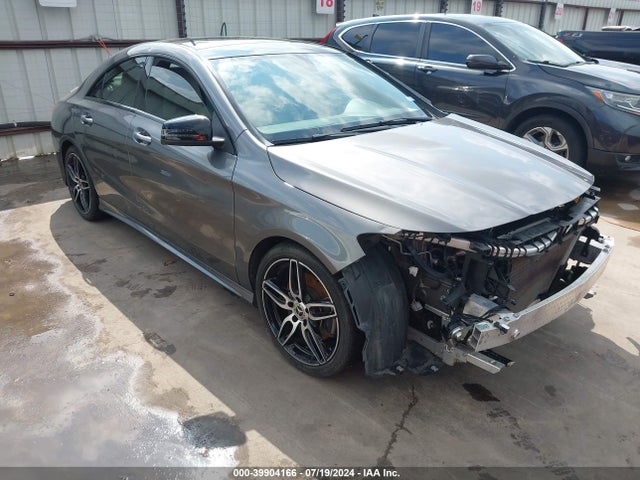 Mercedes-Benz CLA 250 2018 WDDSJ4EB6JN581716 Image 1