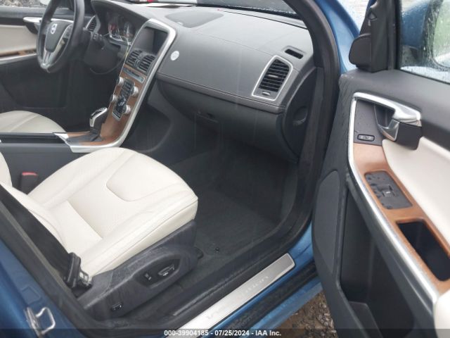 YV4612RMXF2670819 Volvo Xc60 T5 Platinum
