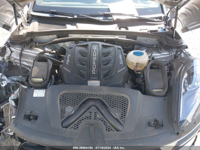 2018 PORSCHE MACAN WP1AF2A54JLB70319 Photo 9