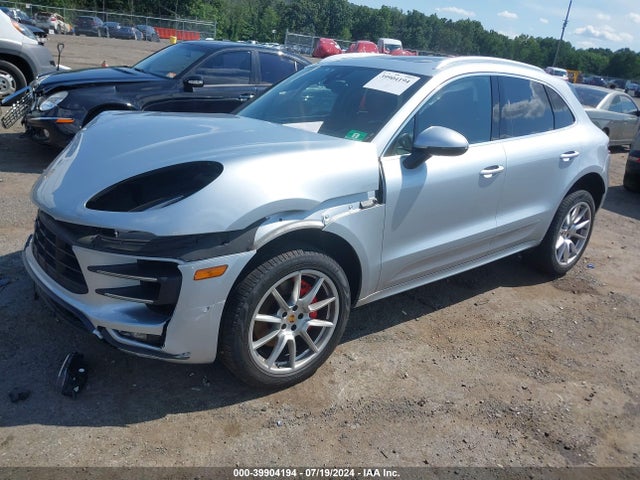 2018 PORSCHE MACAN WP1AF2A54JLB70319 Photo 1