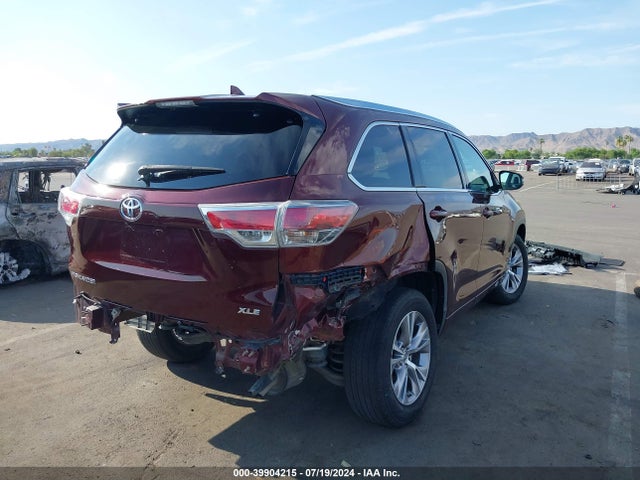 Toyota Highlander Xle V6 2015 5TDKKRFH4FS067582 Image 4