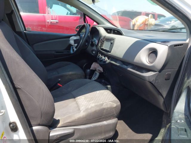 VNKKTUD36FA020789 Toyota YARIS LE