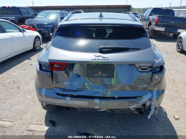 2018 JAGUAR E-PACE SADFM2GX1J1Z33208 Photo 5