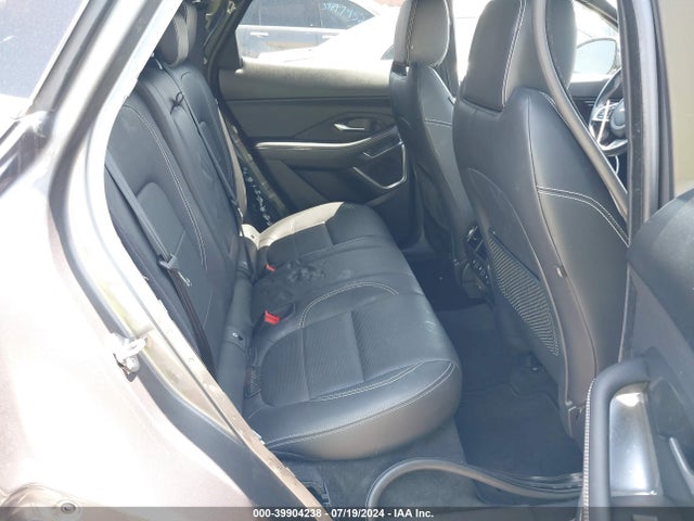 2018 JAGUAR E-PACE SADFM2GX1J1Z33208 Photo 7