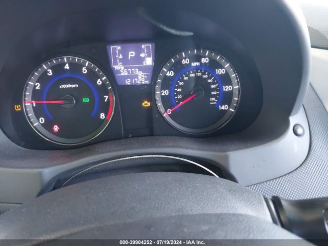KMHCT5AE9HU302463 Hyundai ACCENT SE
