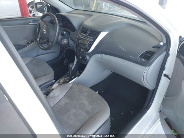 KMHCT5AE9HU302463 Hyundai ACCENT SE