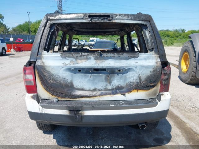 1C4NJPBA5GD660121 Jeep Patriot Sport Se
