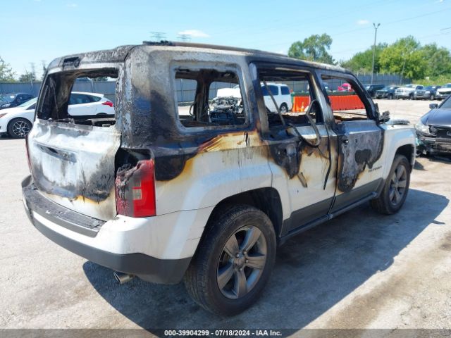 1C4NJPBA5GD660121 Jeep Patriot Sport Se