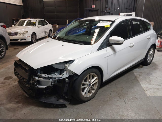 Ford FOCUS SE 2016 1FADP3K27GL354366 Image 2