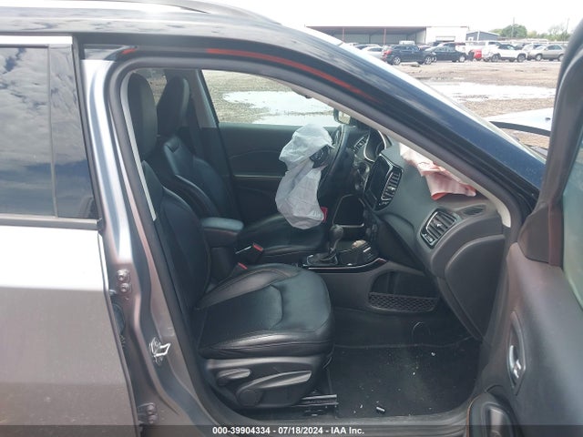 3C4NJCCB0LT120972 Jeep Compass Limited Fwd