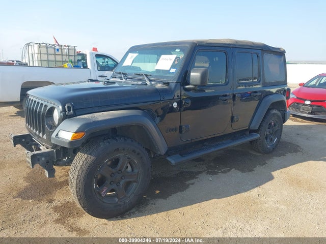 1C4HJXDG9JW165110 Jeep Wrangler Unlimited Sport S 4x4