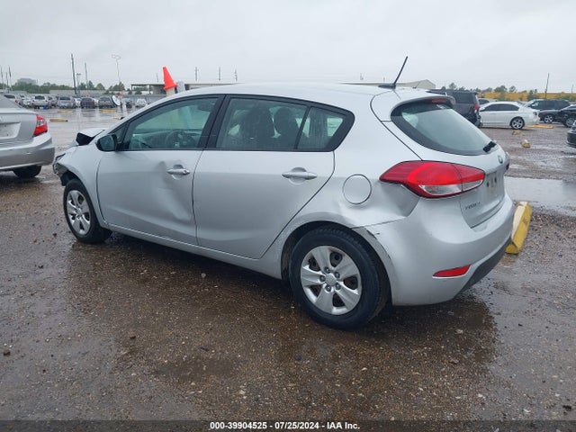 KIA FORTE LX 2017 KNAFK5A82H5681439 Image 3