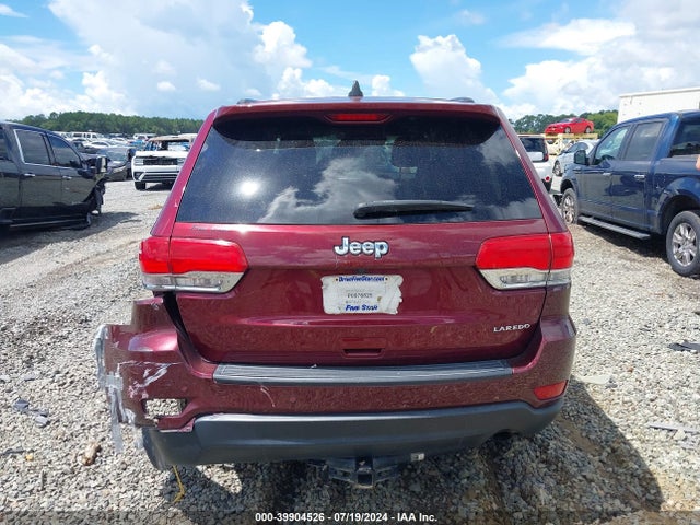 1C4RJEAG8JC438004 Jeep Grand Cherokee Laredo 4x2