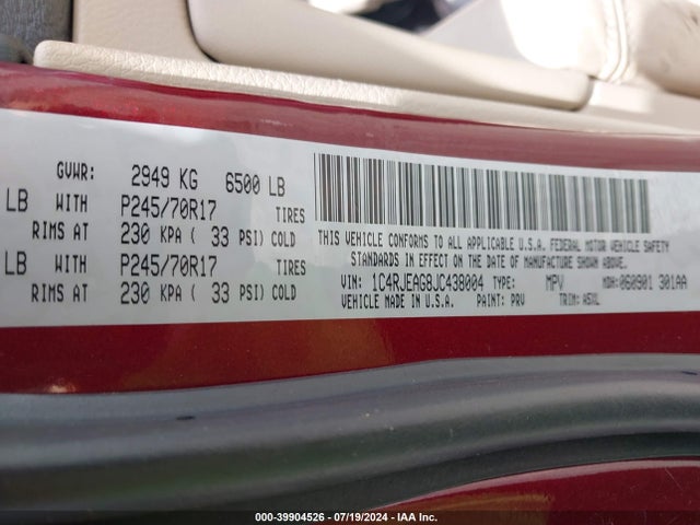 1C4RJEAG8JC438004 Jeep Grand Cherokee Laredo 4x2
