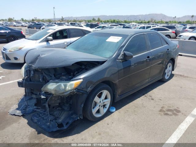 4T1BF1FK1EU761475 Toyota CAMRY SE