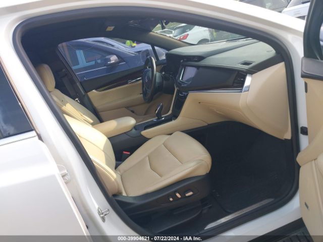1GYKNCRS1HZ248713 Cadillac Xt5 Premium Luxury