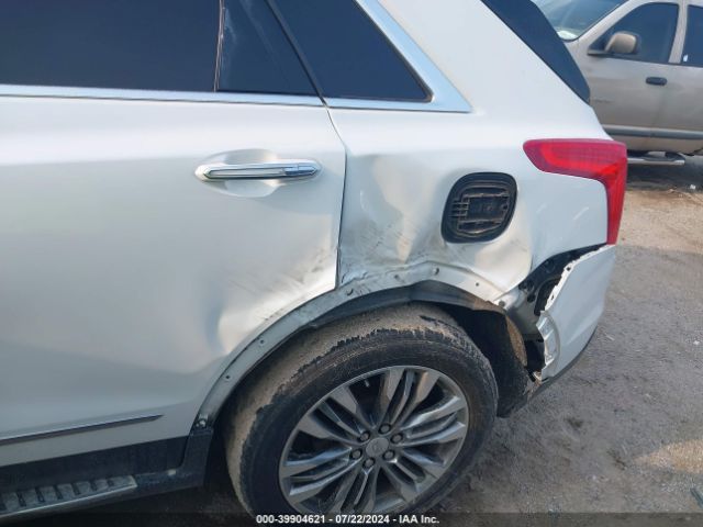 1GYKNCRS1HZ248713 Cadillac Xt5 Premium Luxury