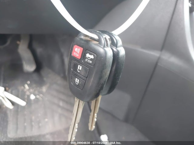 Toyota Corolla S 2016 5YFBURHE6GP457882 Image 11