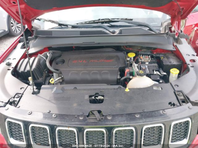 3C4NJCBBXJT193796 Jeep Compass Latitude Fwd