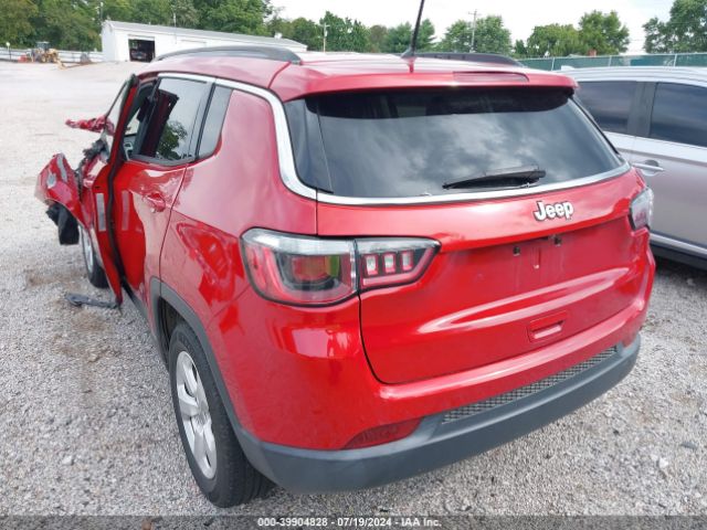 3C4NJCBBXJT193796 Jeep Compass Latitude Fwd