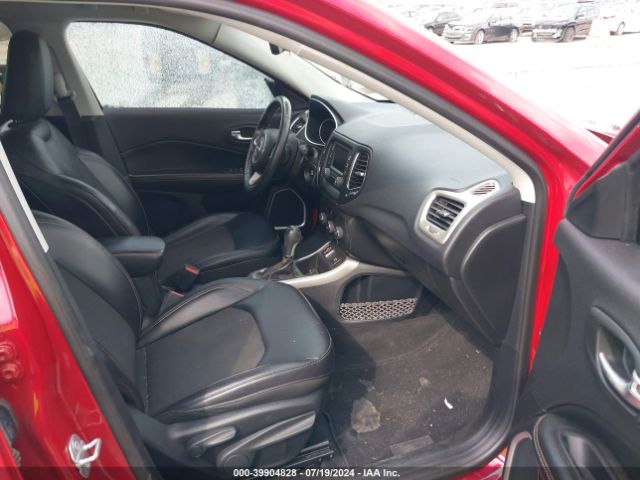 3C4NJCBBXJT193796 Jeep Compass Latitude Fwd