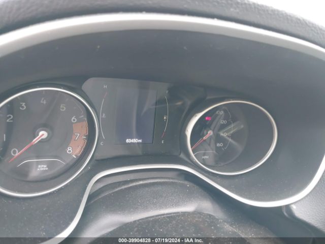 3C4NJCBBXJT193796 Jeep Compass Latitude Fwd
