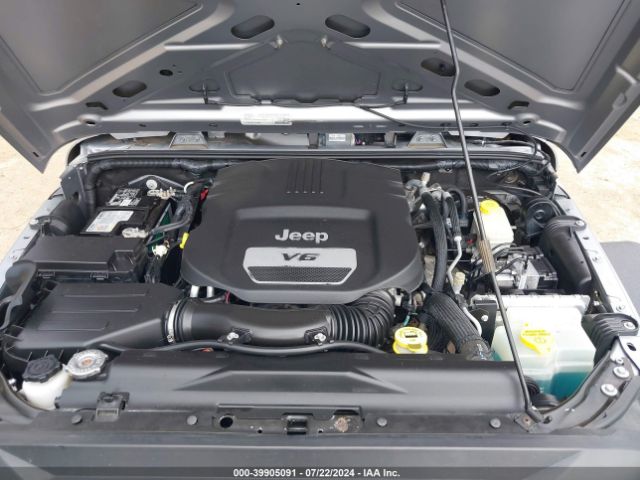 1C4BJWDG3GL166490 Jeep Wrangler Unlimited Sport