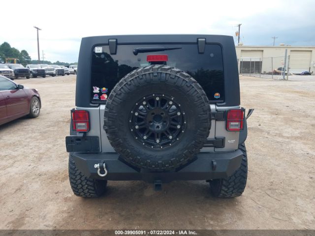 1C4BJWDG3GL166490 Jeep Wrangler Unlimited Sport