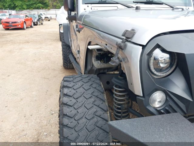 1C4BJWDG3GL166490 Jeep Wrangler Unlimited Sport