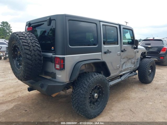 1C4BJWDG3GL166490 Jeep Wrangler Unlimited Sport