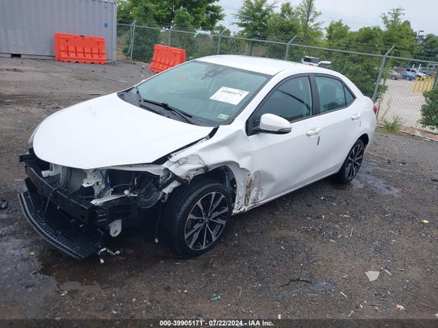 Toyota COROLLA SE 2017 2T1BURHE7HC768240 Image 2
