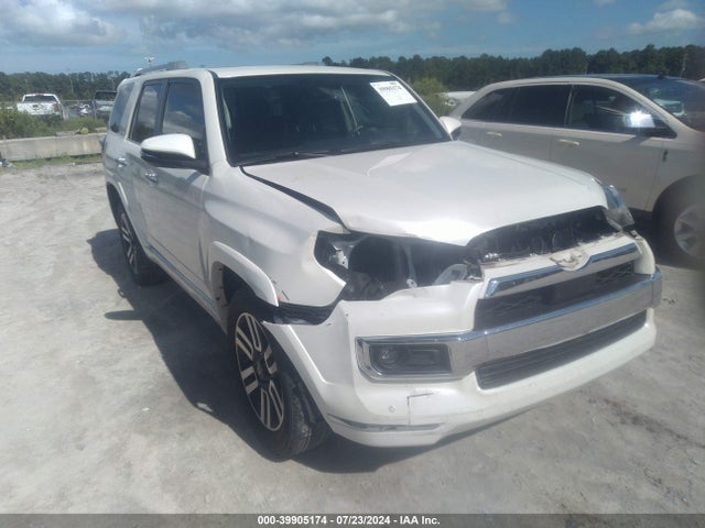 Toyota 4runner Limited 2020 JTEBU5JRXL5814943 Image 1