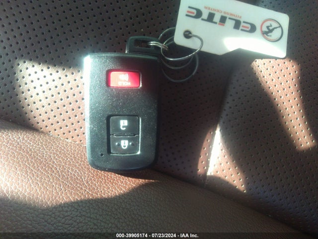 Toyota 4runner Limited 2020 JTEBU5JRXL5814943 Image 11