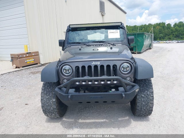 1C4BJWDG7HL604851 Jeep Wrangler Unlimited Sport 4x4