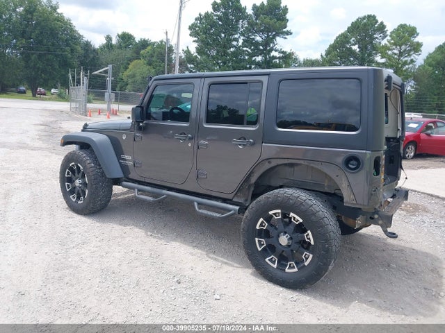 1C4BJWDG7HL604851 Jeep Wrangler Unlimited Sport 4x4