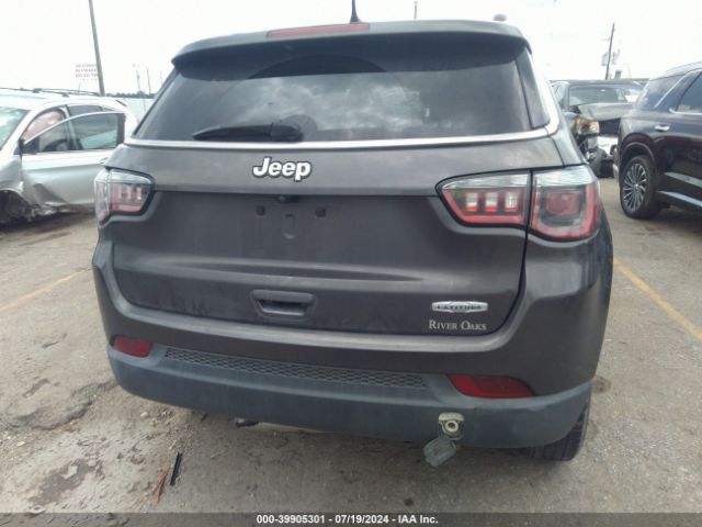 3C4NJCBB8JT182036 Jeep Compass Latitude Fwd