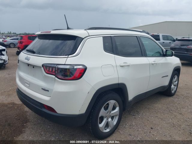 3C4NJCBB9MT585527 Jeep Compass Latitude Fwd